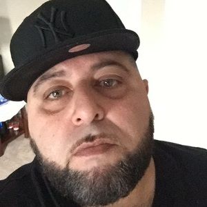 Meet your Posher, Farhat